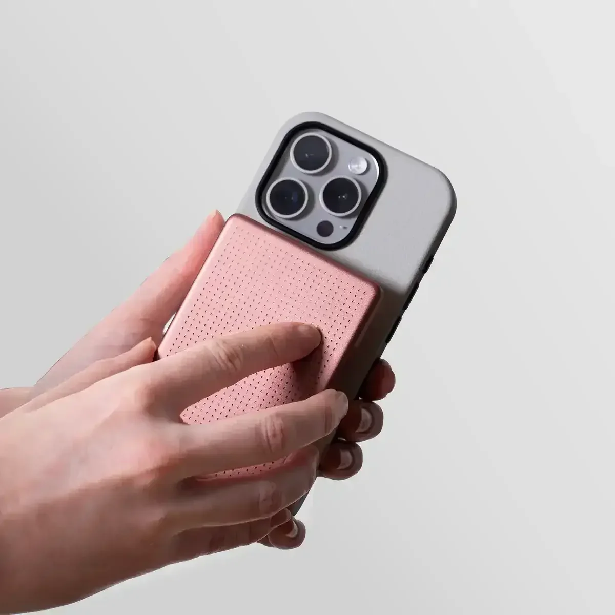 Native Union - Active Power Bank With MagSafe Wireless Charging - Powerbank z ładowaniem MagSafe - Image 18