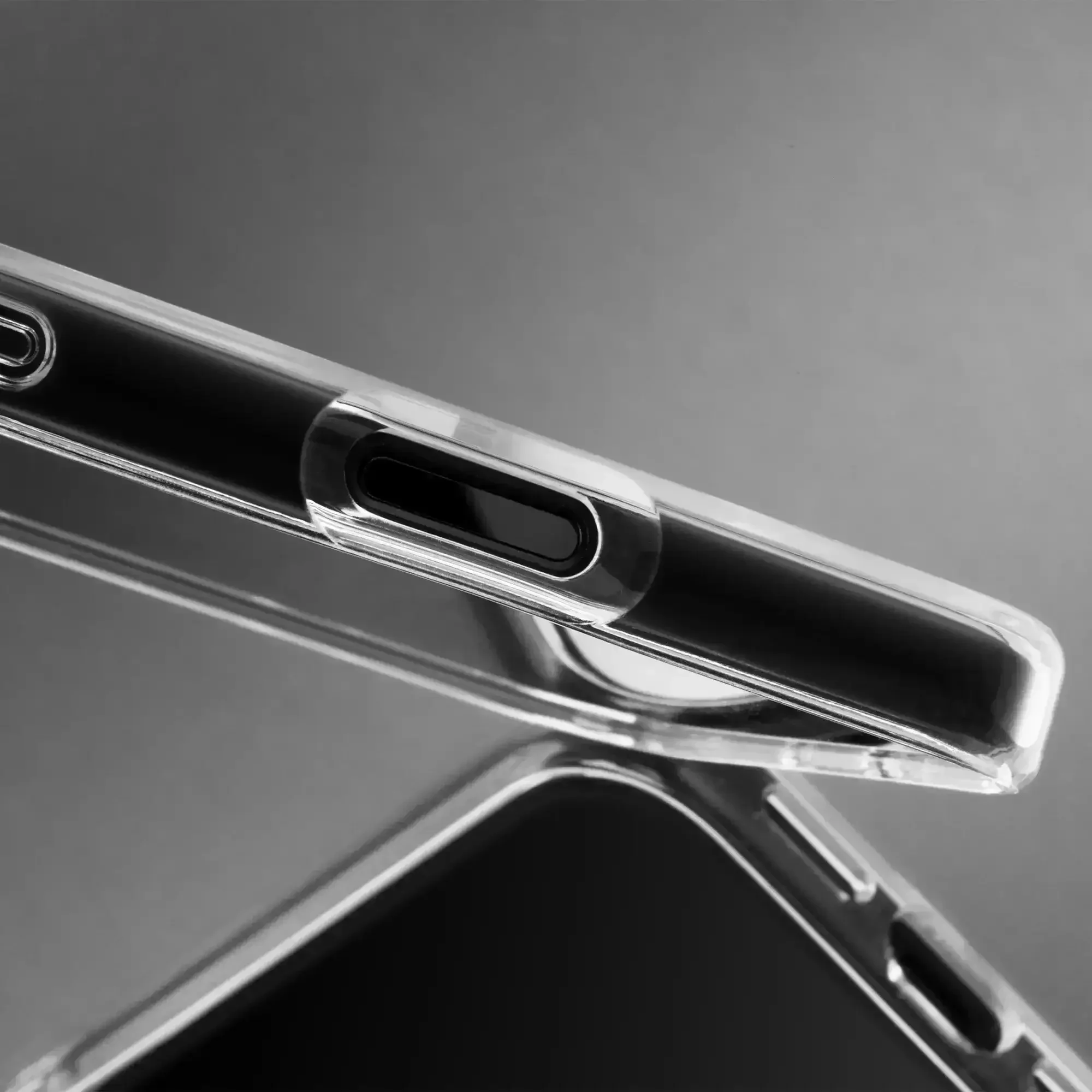 Native Union - (RE)Clear Case for iPhone 17 / Pro / Pro Max / Air - Etui na iPhone z MagSafe - Image 20